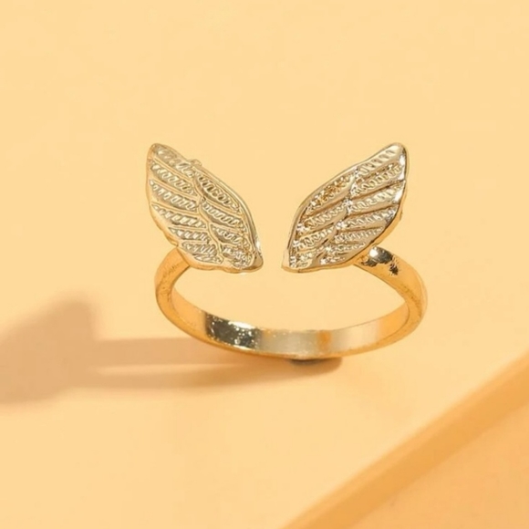 💍Wings Gold Cuff Ring ✨️ - Picture 3 of 8